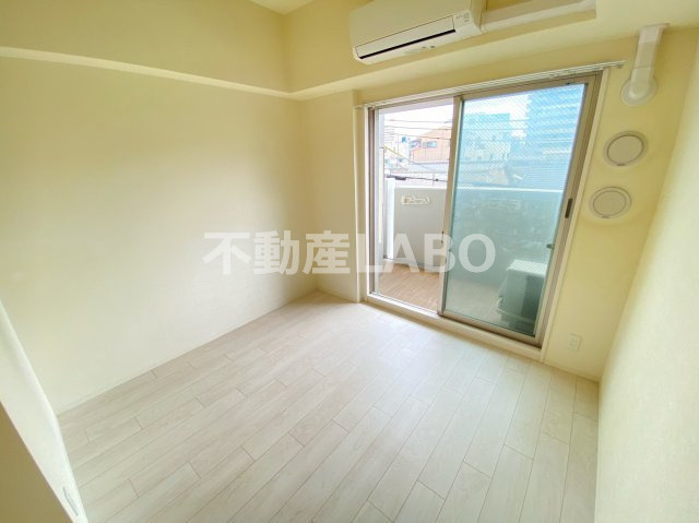 エスリード弁天町ポートヴィラの居間・リビング