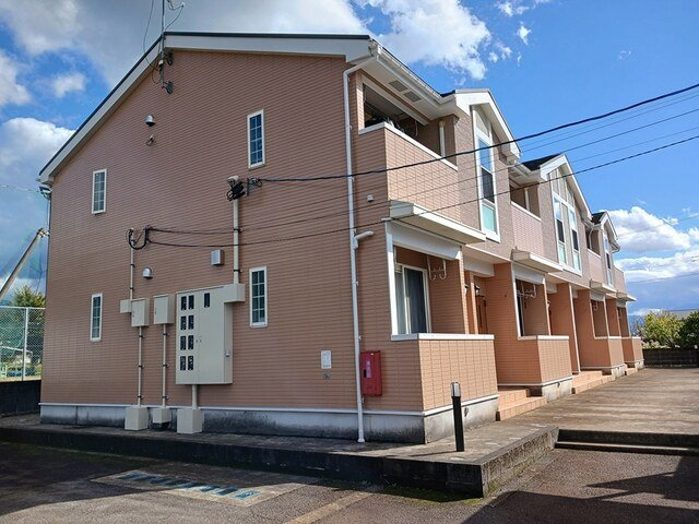 サン・ドエルの外観