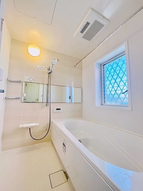 相模原市南区下溝戸建⑤の浴室