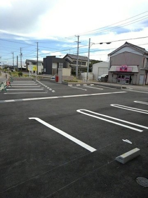 【駐車場】 | シダーコート