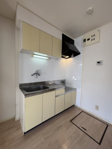 ファミール栄のキッチン|※同間取り201号室参照