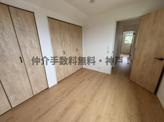 【洋室】 | 神戸市須磨区白川台6丁目　新築戸建2号棟　仲介手数料無料！ | きれいな洋室です