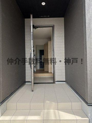 【玄関】 | 神戸市須磨区白川台6丁目　新築戸建2号棟　仲介手数料無料！ | 玄関です