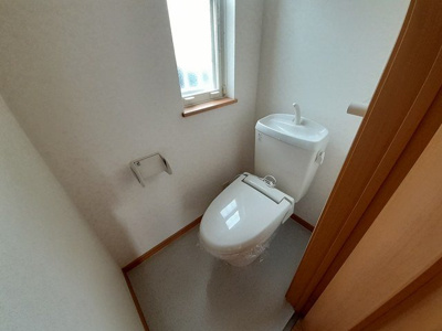 【トイレ】 | サニー・カーサＭ | 落ち着いたトイレです