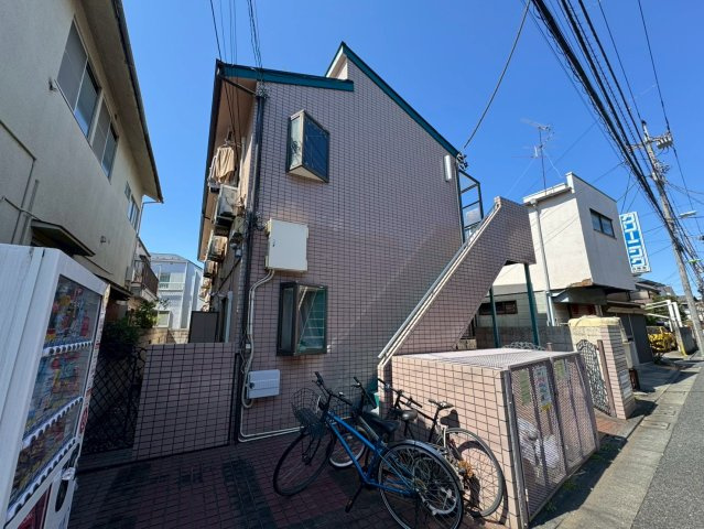 世田谷区上祖師谷２丁目のアパート