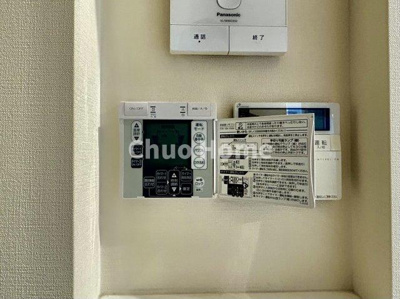 【冷暖房・空調設備】 | 葛飾区西水元1丁目中古住宅 | 【床暖房】冬は足元から暖めてくれる床暖房はエアコンとは違って埃が舞いませんので健康にも良さそうですね。