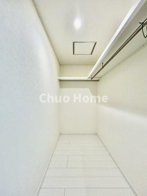 【収納】 | 葛飾区西水元1丁目中古住宅 | ウォシュレットなどの便利な設備が標準完備されています。