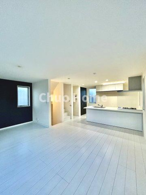 【居間・リビング】 | 葛飾区西水元1丁目中古住宅 | 居間リビング