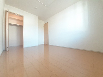 【内装】 | エスペランサ浜の宮Ⅰ | 内装は落ち着いています