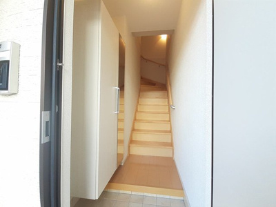 【玄関】 | エスペランサ浜の宮Ⅰ | 落ち着いた玄関です