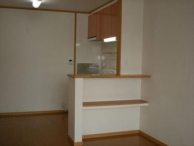 【キッチン】 | グリーン・ロード尾上Ⅰ | コンパクトなキッチンで掃除もラクラク