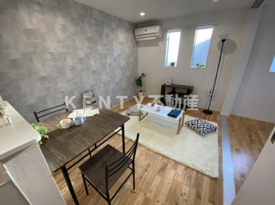 【居間・リビング】 | ＣＢ蒲田シャルマン | 使いやすい居間です