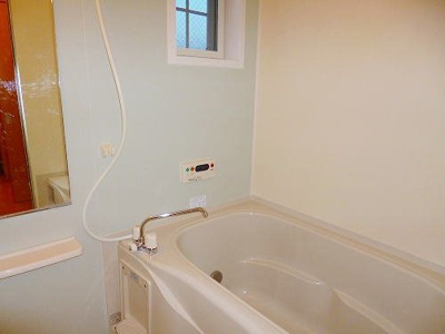 【浴室】 | ウエストヒルズＢ | 日々の暮らしに欠かせないお風呂です