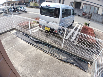 【庭】 | ＮＫヒルズ１ | たまにはお庭で休日を過ごしてみるのもよいかもしれません