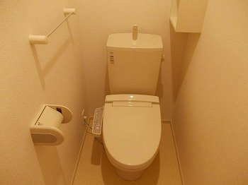 【トイレ】 | インプレスⅡ | 落ち着いた色調のトイレです