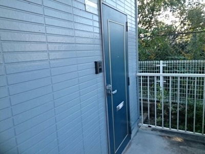 【玄関】 | サンビレッジ | 収納もある玄関です