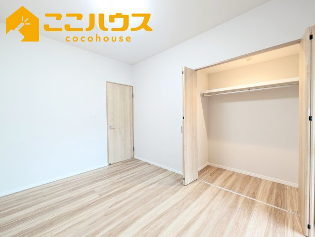 ライオンズマンション真志喜の収納|洋服が多い方でも安心の収納力
