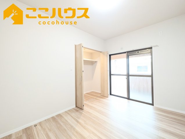 ライオンズマンション真志喜の寝室|洋室6帖