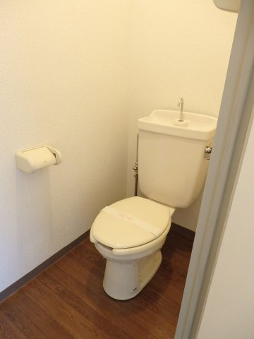 エスポワールＢのトイレ|コンパクトで使いやすいトイレです