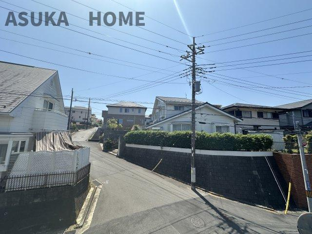 旭区金が谷２丁目の展望|バルコニーからの眺望です。景色も抜けていて、開放感があります。