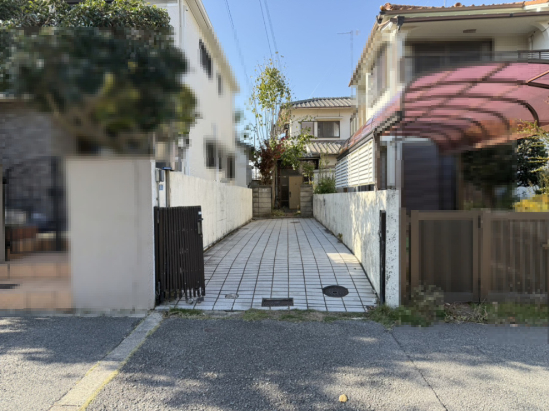 本多聞2丁目土地の前面道路含む現地写真