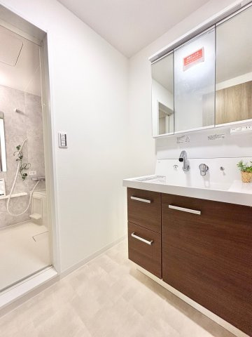 コーポ宇奈月の独立洗面台