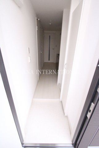 リブリ・インベスト府中の玄関