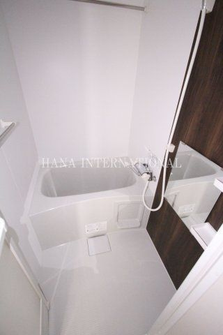 リブリ・インベスト府中の浴室