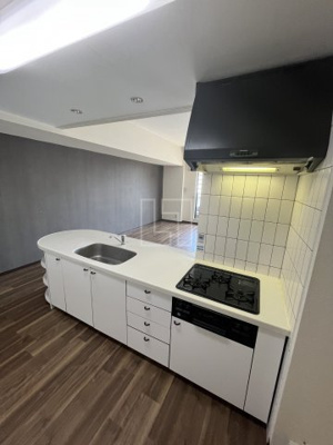 【キッチン】 | グラスホッパー | グラスホッパー　3口ガスシステムキッチン