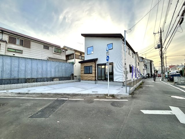 西東京市泉町３丁目　新築一戸建　西武池袋線　ひばりヶ丘の前面道路含む現地写真