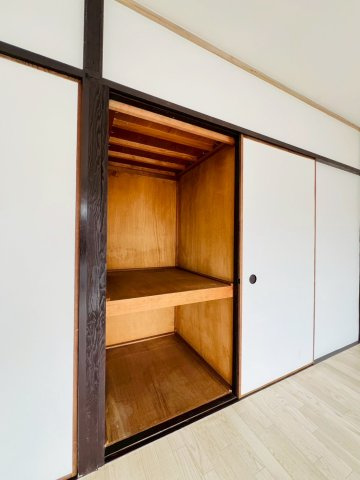 清水が丘コーポラスＡ棟の内装