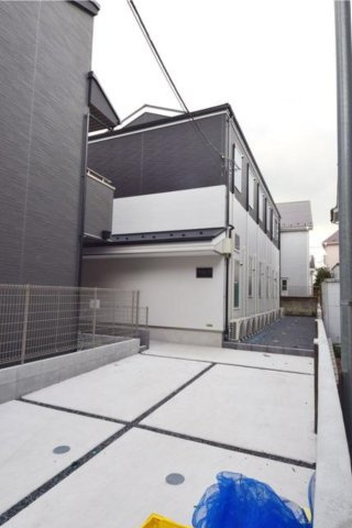 トレカーサ六町　東京都足立区1棟アパート「満室！」「築浅！」の外観