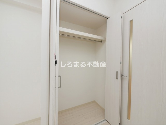 セオリー大阪リバークロスの収納