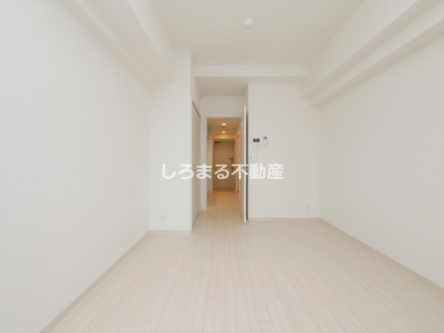 セオリー大阪リバークロスの内装