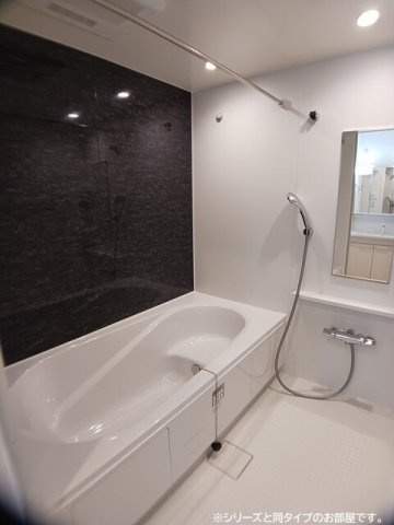 リヴィエール・ピリエⅠの浴室