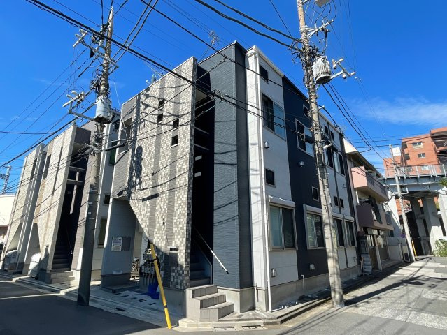 ローズガーデン北千住の外観