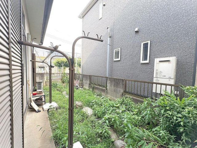 中古/新座市新堀１丁目　の庭|洗濯物も干せるお庭