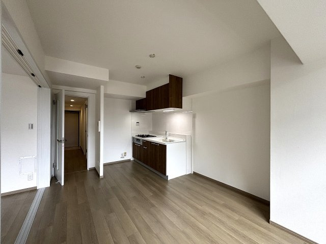 【居間・リビング】 | 〇●レクセル湘南平塚●〇 | リビングに一体感のあるキッチンが家族とのコミュニケーションを高めます。