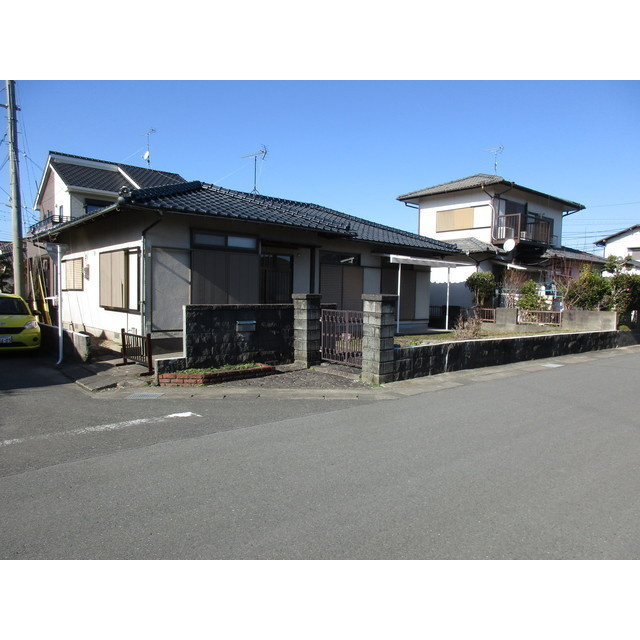 北野町富田貸家の駐車場