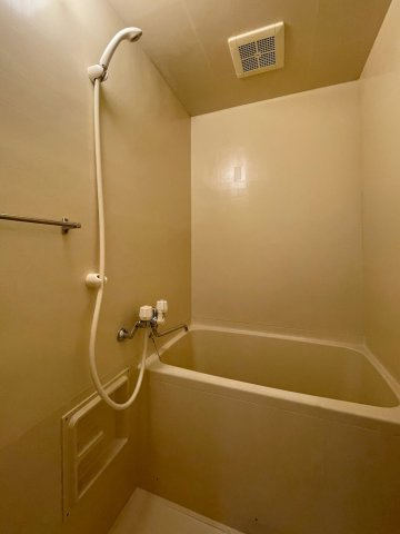 ノナ・チェレスタの浴室|コンパクトで使いやすいお風呂です