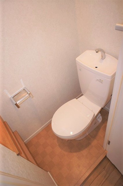 エンクレスト天神東Ⅲのトイレ|コンパクトで使いやすいトイレです