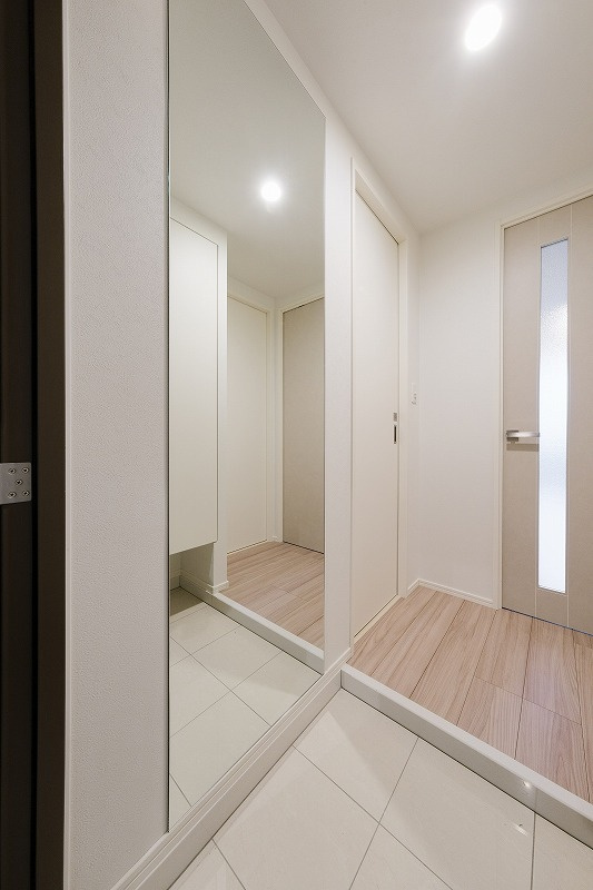 エンクレスト呉服町の玄関|シンプルで使いやすい玄関です