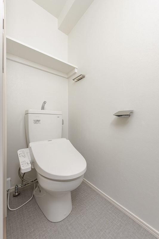 エンクレスト呉服町のトイレ|ゆったりとした空間のトイレです