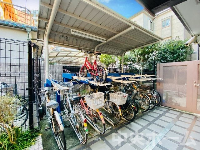 ライオンズマンション東向島第2の駐輪場|【自転車置き場】最新の空き状況や費用などの詳細は担当スタッフまでお問い合わせください。