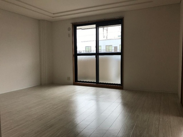 エメラルド・ノービレⅠの居間・リビング