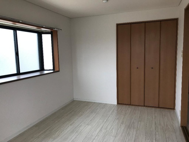 エメラルド・ノービレⅠの寝室