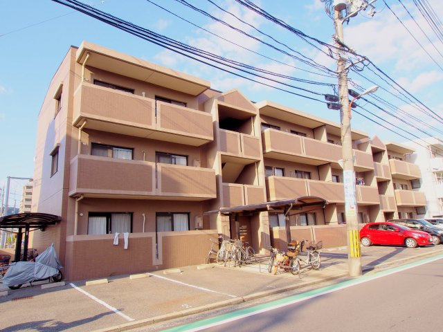 クレアシオン海田南の外観