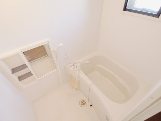 クレアシオン海田南の浴室