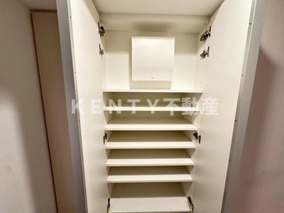 【収納】 | クレストコート池上 | ちょっとした収納スペースも充実しています