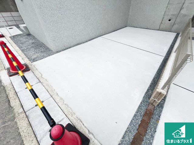 明石市松が丘　第24-1期　新築一戸建ての駐車場|駐車スペース！散水栓があるので、こまめに愛車を洗えます！